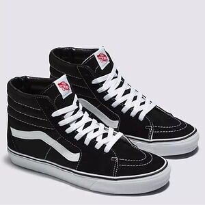NWT Vans Classic Sk8 Hi Sneakers Black
